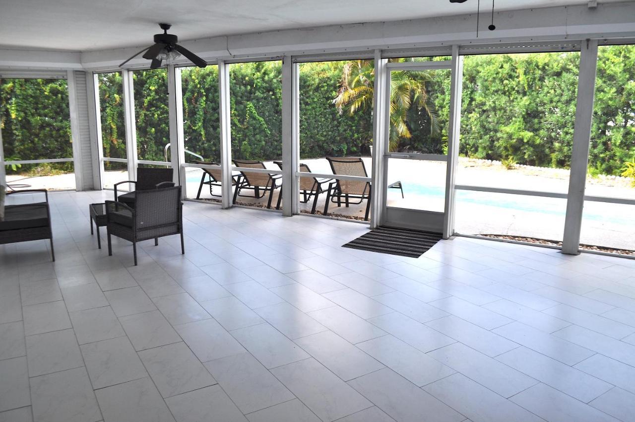 Lovely 3-Bd, Walk To Bars, 9 Min Drive From Beach! Heated Pool. Fort Lauderdale Exterior photo