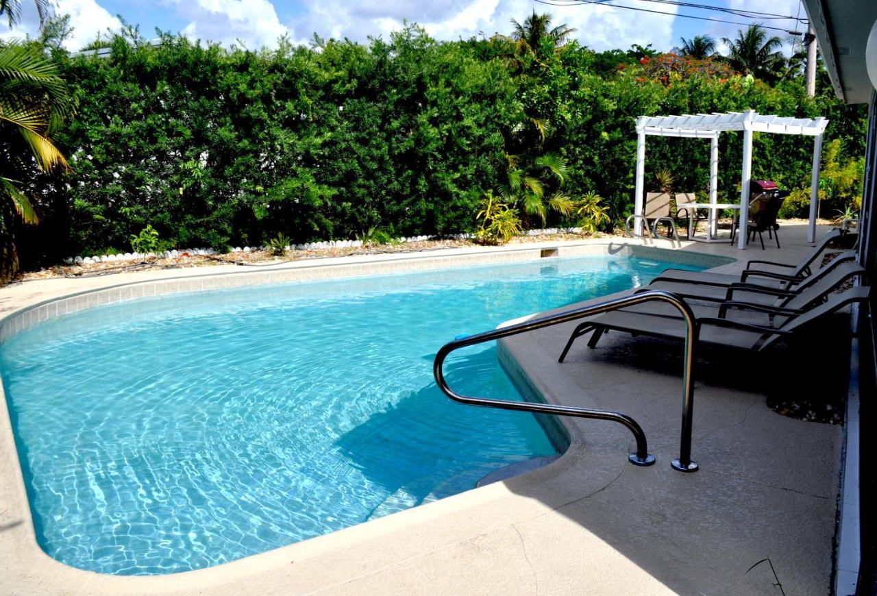 Lovely 3-Bd, Walk To Bars, 9 Min Drive From Beach! Heated Pool. Fort Lauderdale Exterior photo